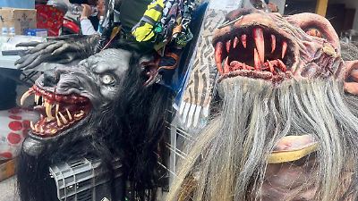 Último día de venta de disfraces en San Francisco Tlalcilalcalpan previo al Paseo de los Locos