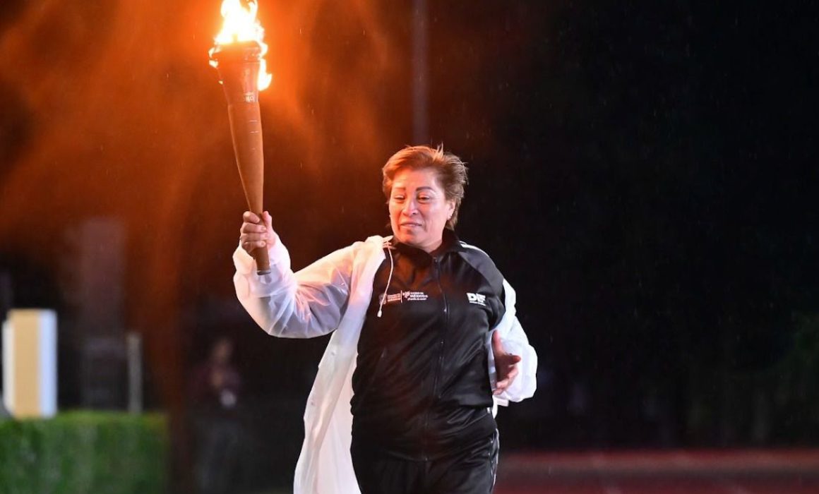 Abuelitos demuestran talento y vitalidad en la inauguración de las Olimpiadas de Oro en Edomex