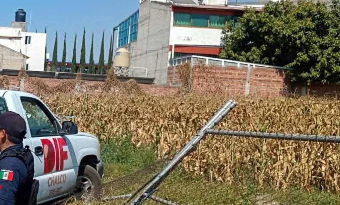 Accidente en Chalco: Camioneta del DIF choca por presunta negligencia y genera cuestionamientos internos