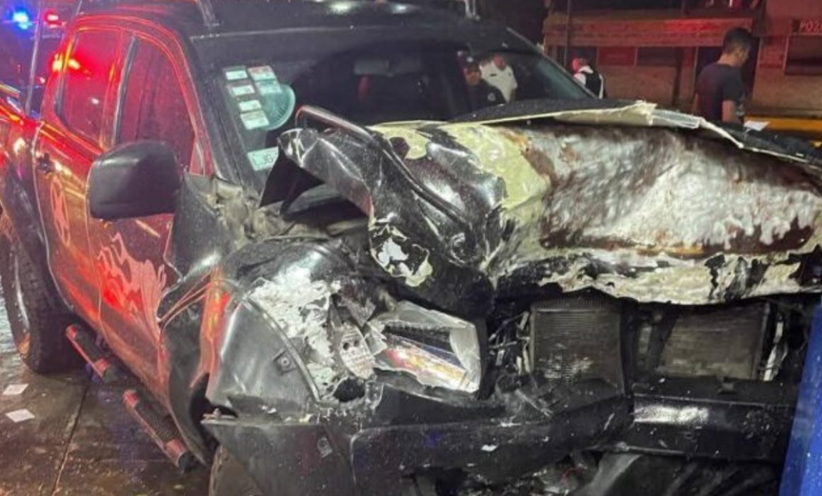 Accidente en Chalco deja 3 heridos, conductor huyó