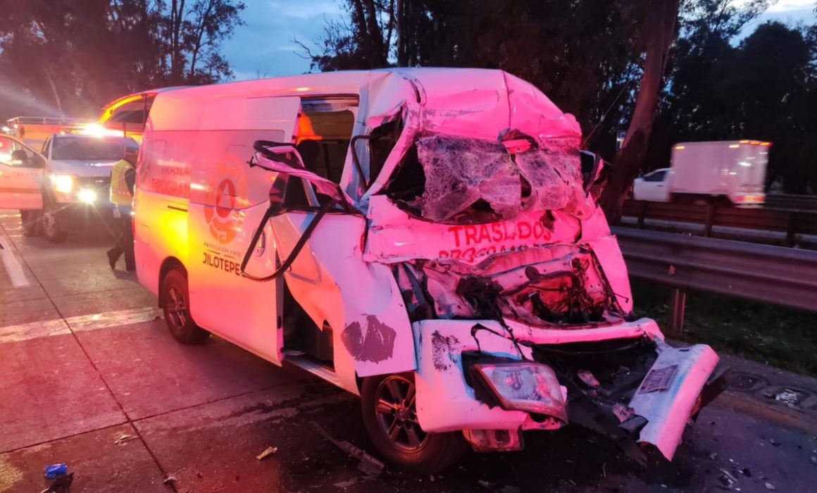 Accidente en autopista México-Querétaro deja 2 muertos y 9 heridos cerca de Tepotzotlán