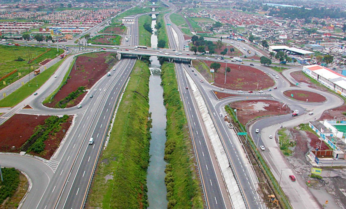 Accidente en el Mexiquense provoca congestionamiento en dirección a Las Américas