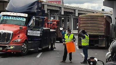 Accidente en la autopista México-Puebla causa cierre parcial y caos vial en Ixtapaluca