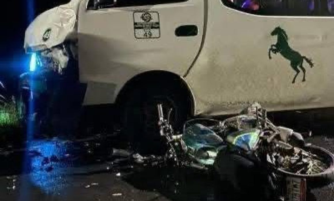 Accidente fatal en Texcoco: motociclista pierde la vida al chocar con transporte público en curva peligrosa