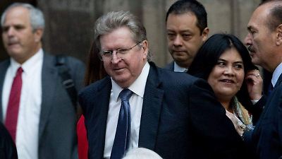 Acciones de Grupo México caen más de 15% tras oferta para adquirir Banamex