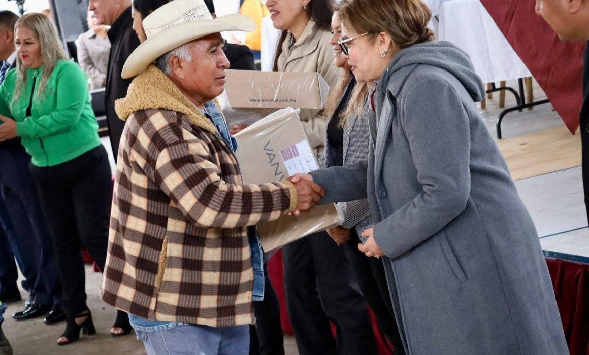 Acolman entrega uniformes de protección y realiza jornada de limpieza para fortalecer servicios municipales