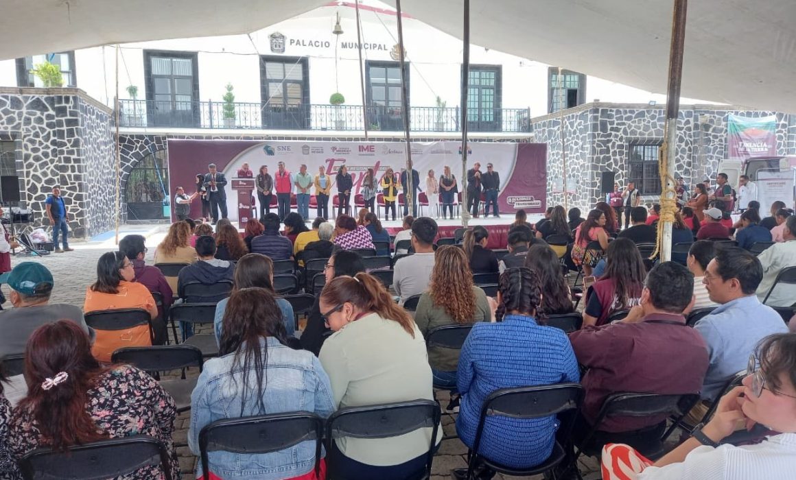 Acolman impulsa inclusión social y nuevas oportunidades laborales en la Feria del Empleo 2025