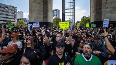 Actores de doblaje exigen regulación legal ante el avance de la Inteligencia Artificial en la industria