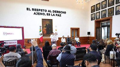 Acuerdo entre SNTE y gobierno de Oaxaca: plazo hasta julio para resolver demandas magisteriales y nuevas medidas de bienestar