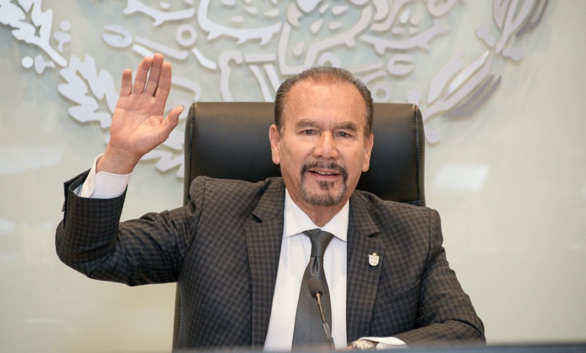 Acusan a Pedro Rodríguez de entregar terrenos públicos a empresas privadas en Atizapán