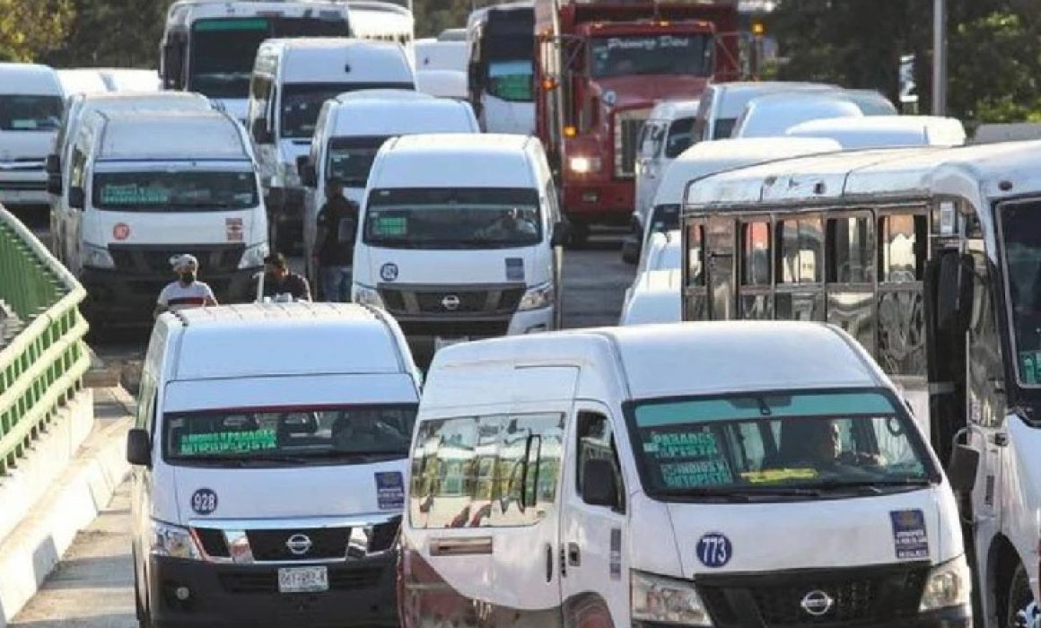 Agreden choferes de la ruta 45 a familia en Tehuixtitlán, Edomex