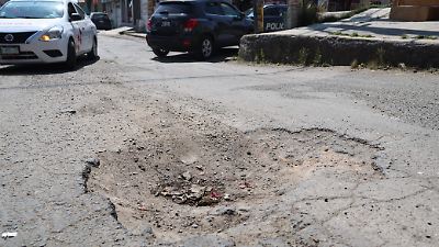 Alcalde de Toluca pide paciencia ante aumento de baches y anuncia acciones para mejorar calles y reforestación