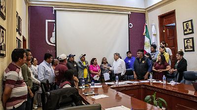 Alcalde de Tultepec ofrece apoyo económico y alimentario a pirotécnicos afectados por explosión en La Saucera