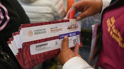 Alerta: Fraude en redes sociales ofrece falsos bonos para mujeres de 18 a 63 años en las pensiones del Bienestar