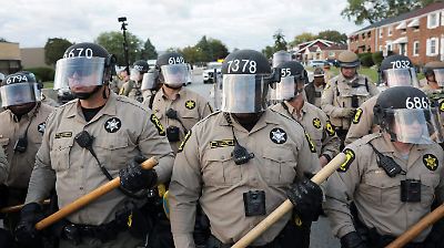 Alerta en EE.UU. por recompensas de organizaciones mexicanas criminales contra agentes del ICE y acciones extremistas en ciudades clave