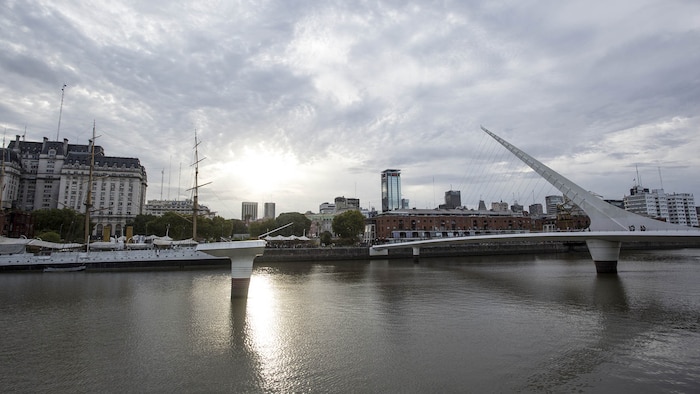 Alertas meteorológicas en Argentina: Tormentas, vientos fuertes y altas temperaturas en el AMBA y otras regiones