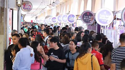 Alta afluencia y éxito para la Feria del Alfeñique 2025 en Toluca