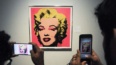 Andy Warhol y su mirada voyeurista llegan a la CDMX en exclusiva colección en la Casa del Lago de la UNAM