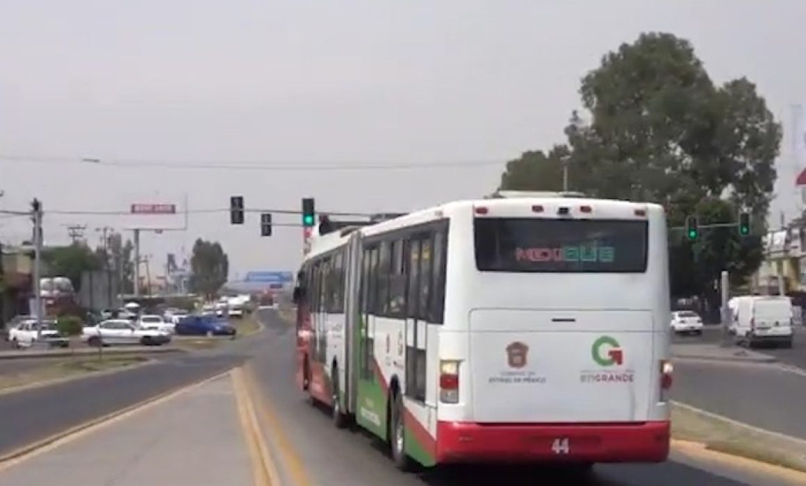 Aprehenden a hombre que intentó prender fuego a un Mexibús en Ecatepec