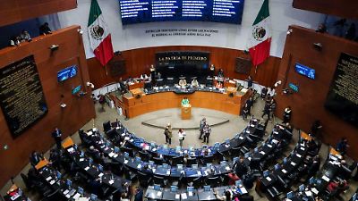 Aprobada en Comisión, la controvertida Reforma en Telecomunicaciones irá a discusión en el Senado este sábado