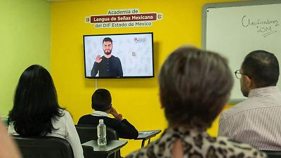 Arranca en el Estado de México la primera Academia de Lengua de Señas Mexicana con más de 200 inscritos