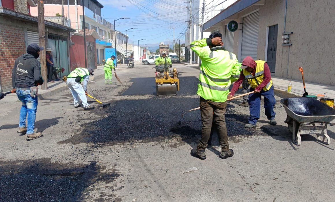 ¡Arranque de 2026 en Tianguistenco: Gobierno revitaliza calles décadas abandonadas!