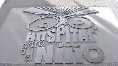 Artistas mexiquenses donan obras para apoyar la remodelación de sala de nefrología infantil en Toluca