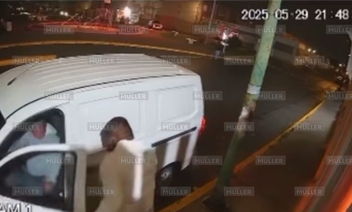 Asaltan y disparan a repartidor en Tecámac para robar su vehículo