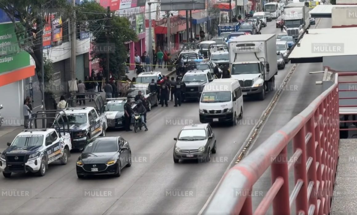Asesinan a balazos a conductor en la avenida López Portillo, Ecatepec, mientras iba con su familia