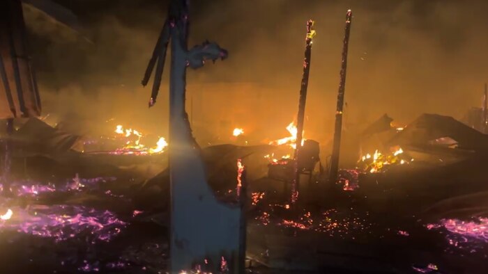 Ataque violento en Pucusana destruye 30 viviendas y deja varias familias en emergencia