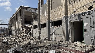 Ataques en Ucrania dejan 25 muertos; Rusia reafirma su compromiso con la paz