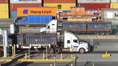 Auge en el comercio mundial en el primer trimestre impulsado por amenazas de aranceles de Trump, según la OMC