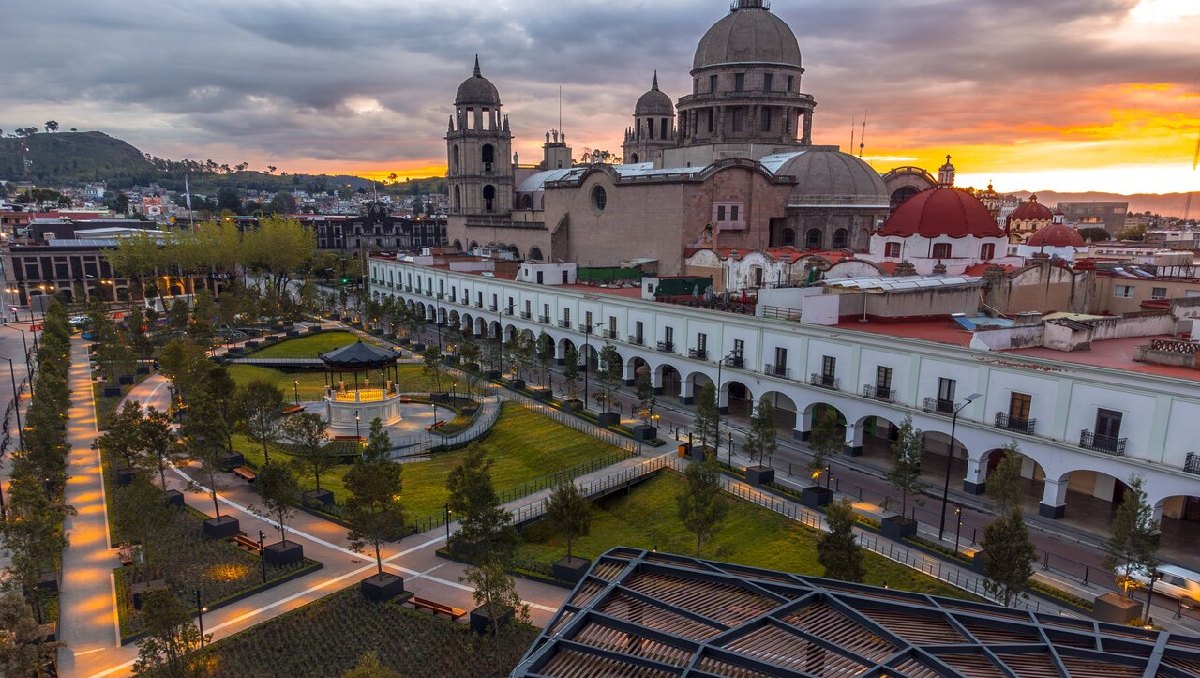 Aumenta el ambulantaje y baja la afluencia en Toluca durante vacaciones de verano