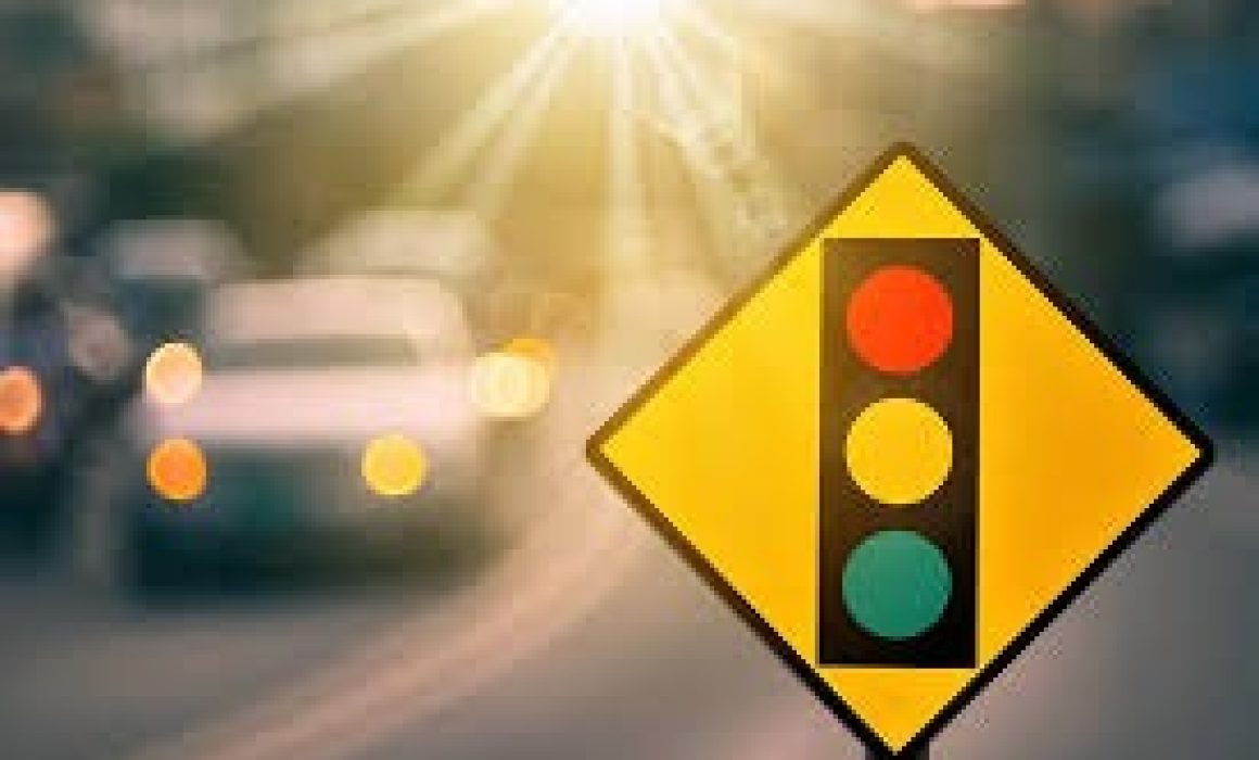 Aumentan los accidentes viales en Ecatepec: choques, volcaduras y daños a postes de C5