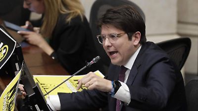 Autoridades colombianas manejan tres líneas de investigación tras el ataque al senador Miguel Uribe Turbay