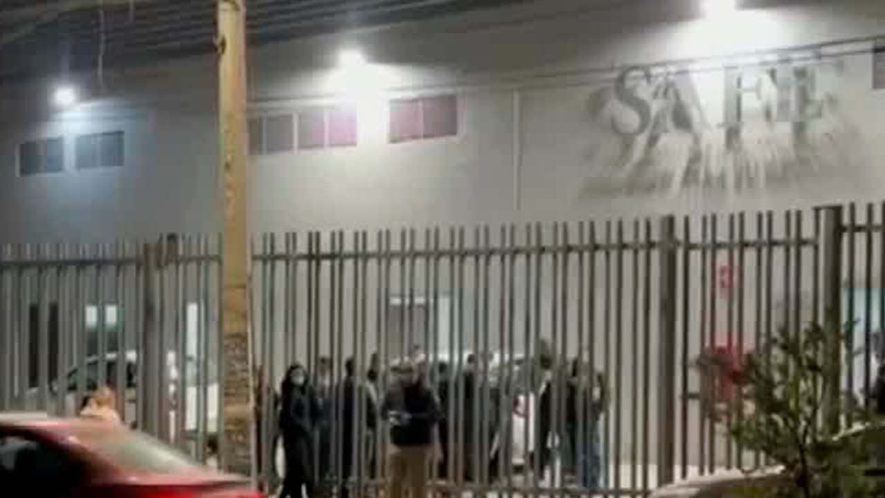 Autoridades detienen a dos personas vinculadas con la muerte de 13 bebés por suplemento contaminado en Toluca