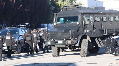 Autoridades trasladan a 60 reos peligrosos a penales federales para reforzar la seguridad penitenciaria