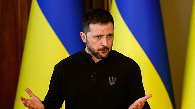 Autoridades ucranianas se reúnen en Nueva York con equipo de Trump para buscar solución a la guerra