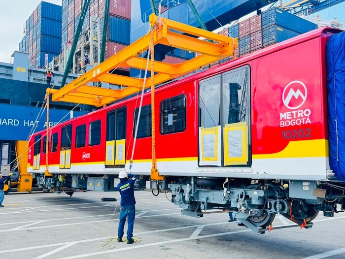 Avanza la llegada de los trenes del Metro de Bogotá: segundo convoy en la ciudad y pruebas en marcha