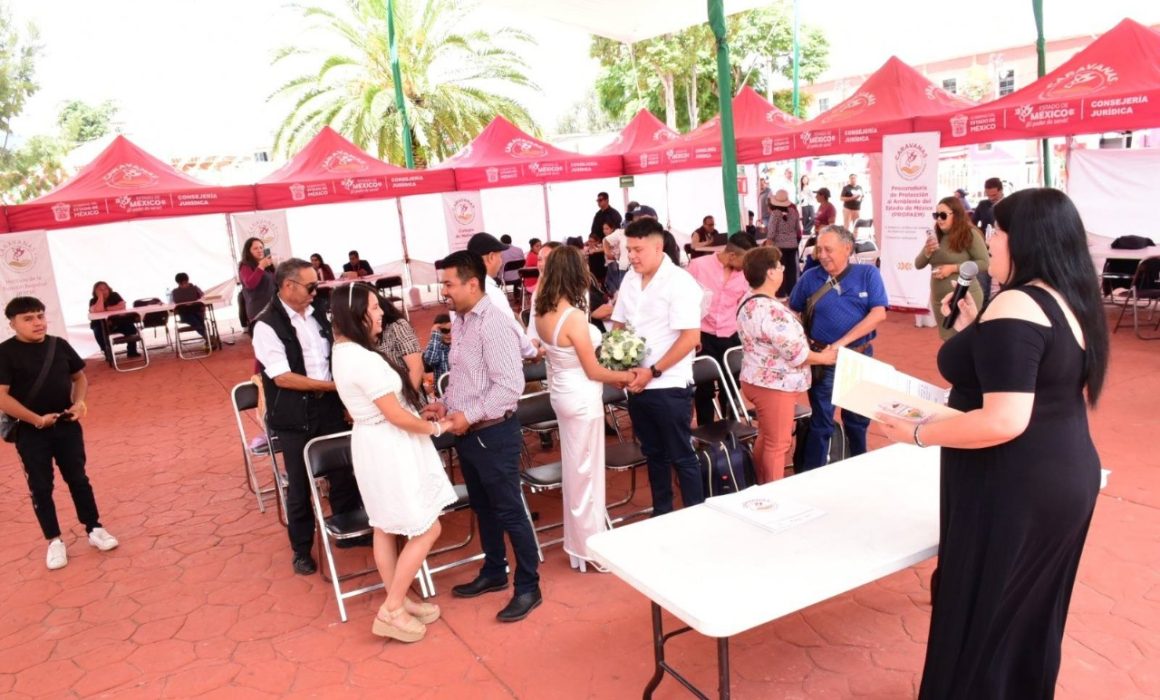 Axapusco cierra con éxito las Caravanas por la Justicia Social y realiza bodas comunitarias