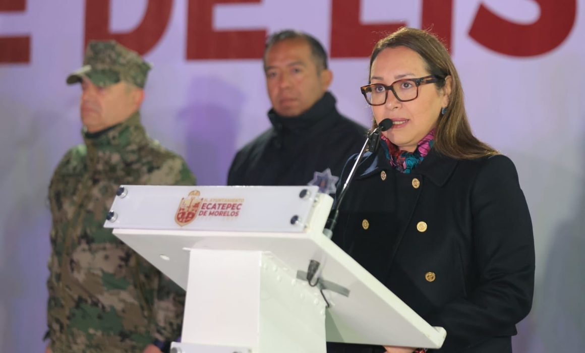 Azucena Cisneros revela red de corrupción en compras del DIF Ecatepec
