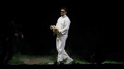 Bad Bunny confirmada como cabeza de cartel en el medio tiempo del Super Bowl LX en 2026