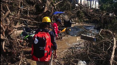 Bomberos voluntarios de Teotihuacán se movilizan a Veracruz para apoyar en inundaciones severas
