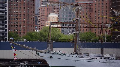 Buque Escuela Cuauhtémoc no recibía asistencia de remolcador, pese a malas condiciones marítimas 