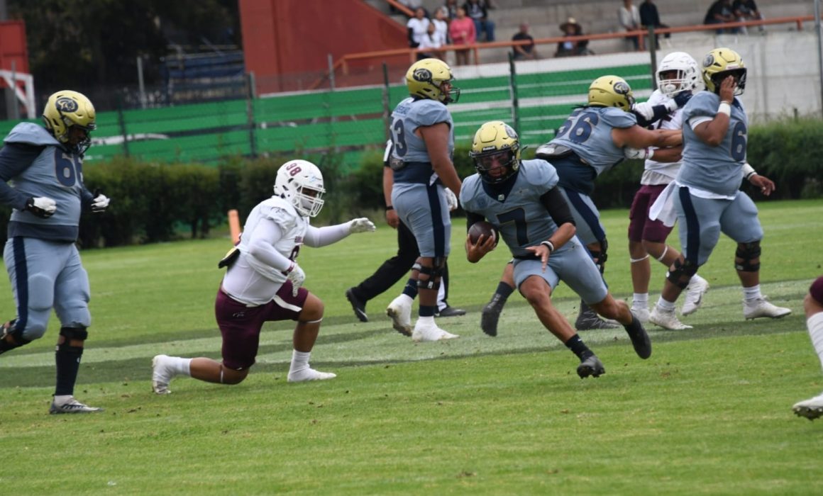 Burros Blancos del IPN vencen a Pumas Acatlán en Clásico Nacional de la ONEFA
