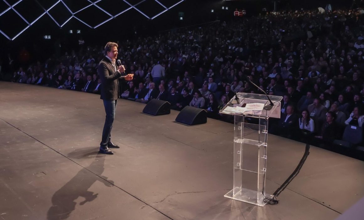 ¿Cómo un empresario de Shark Tank México inspiró a miles en Toluca para transformar su talento en negocios exitosos?