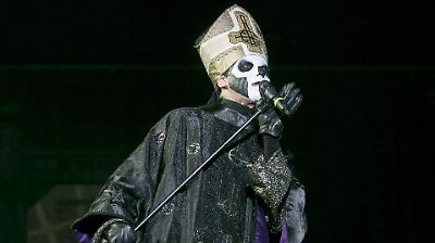 Cancelación inesperada de Ghost en Ciudad de México genera decepción entre fans y caos en el Palacio de los Deportes