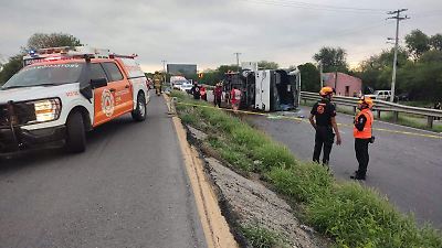 Cansancio del conductor, posible causa de volcadura en Monterrey con 11 muertos