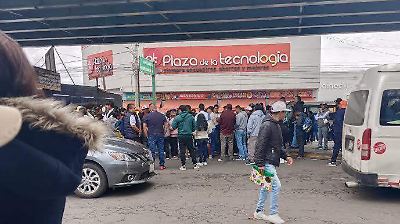 Caos vial en la zona oriente: bloqueos en la México-Texcoco y México-Puebla por protestas no transparentes