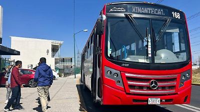 Capacitan a transporte público en Valle de Toluca para reducir accidentes